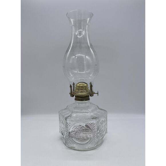 Vintage Oil Lamp Clear Glass Lamplight Farms Frontier Horse Buggy Base - Picture 1 of 3